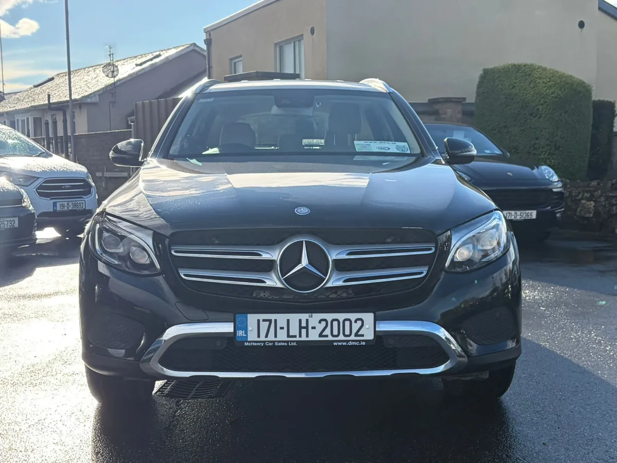 171 Mercedes-Benz GLC220 4Matic Auto - Image 2