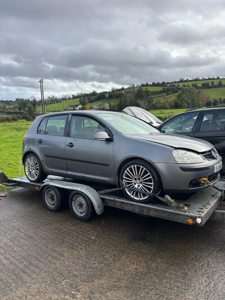 Mk5 Golf breaking - Image 2
