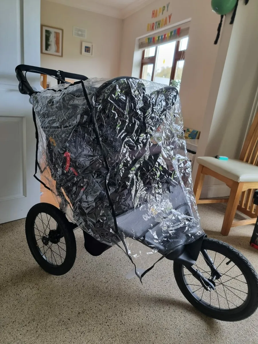 Out n about double - Image 4