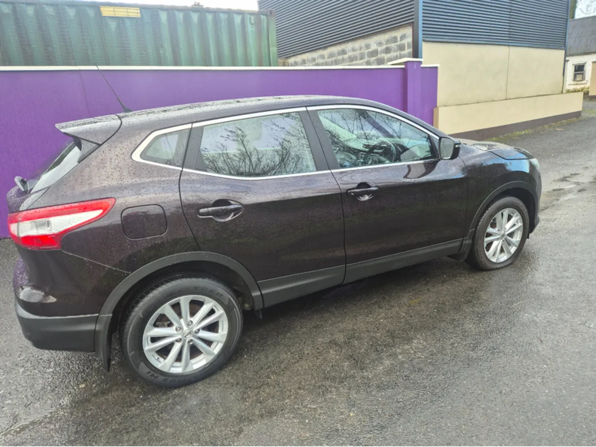 Nissan Qashqai 1.2 DIG-T ACENTA SMRT VSN 115PS 5DR - Image 3