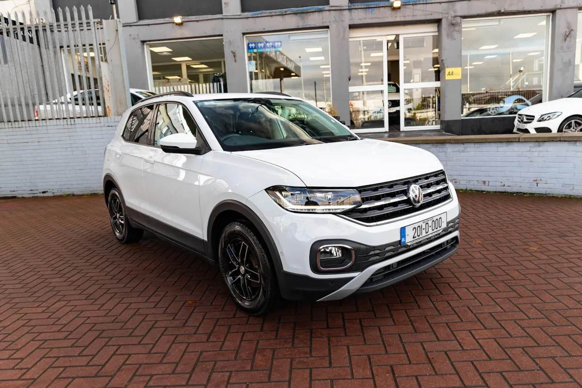 1.0TSI SUV 5DR AUTOMATIC - Image 1