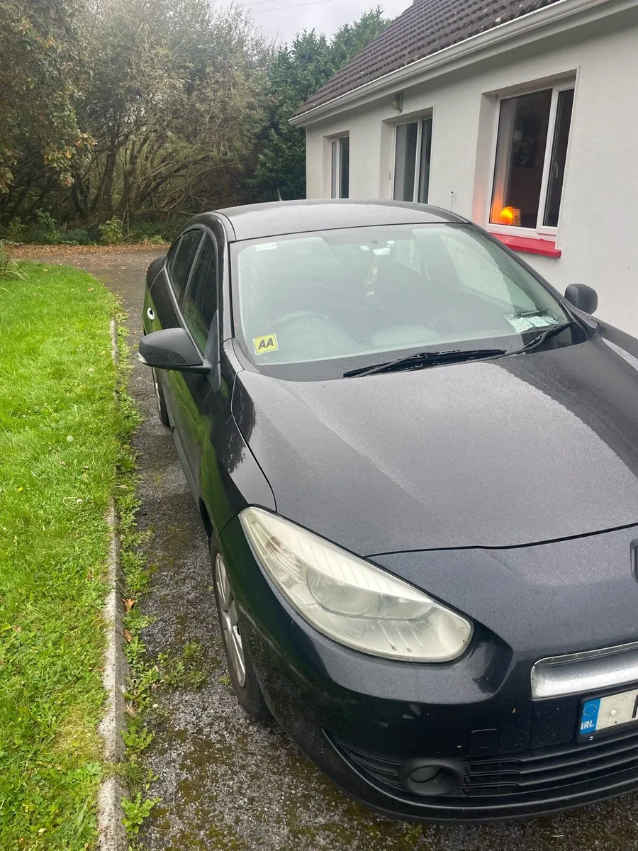 Renault Fluence 2011 - Image 3