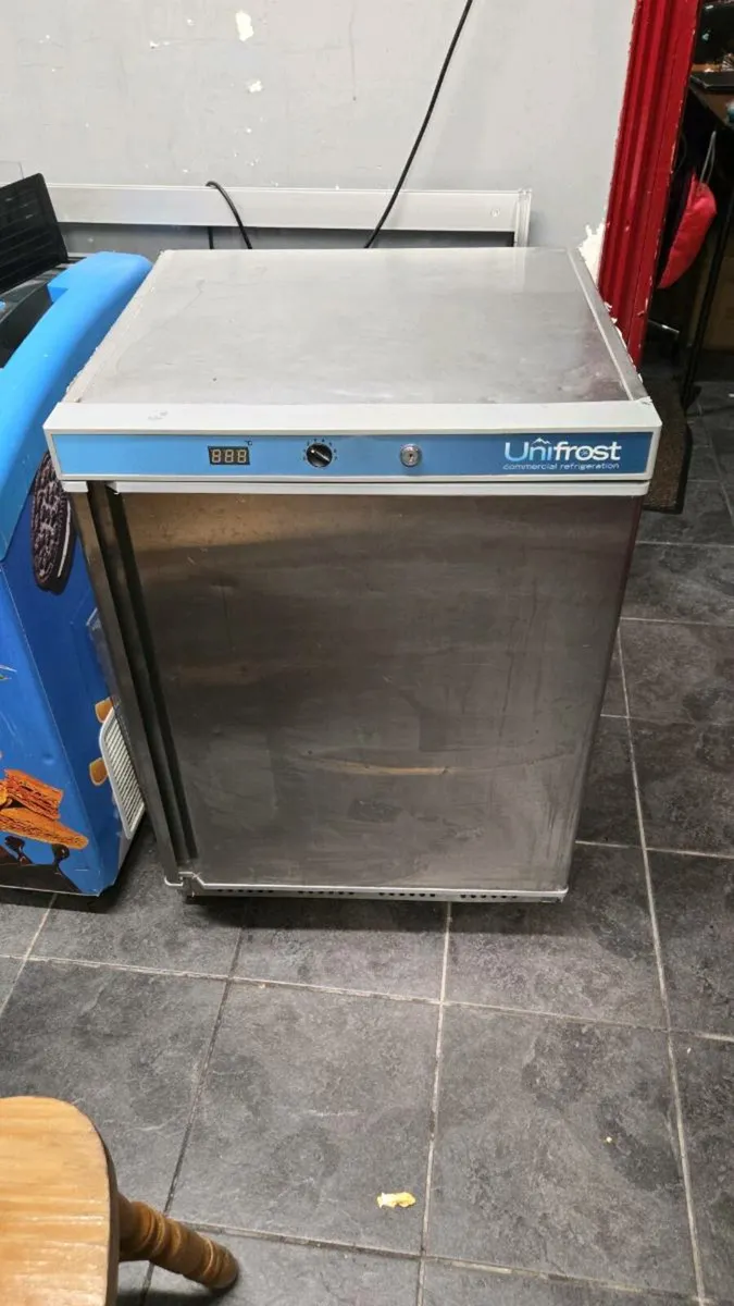 Card stands - Image 4