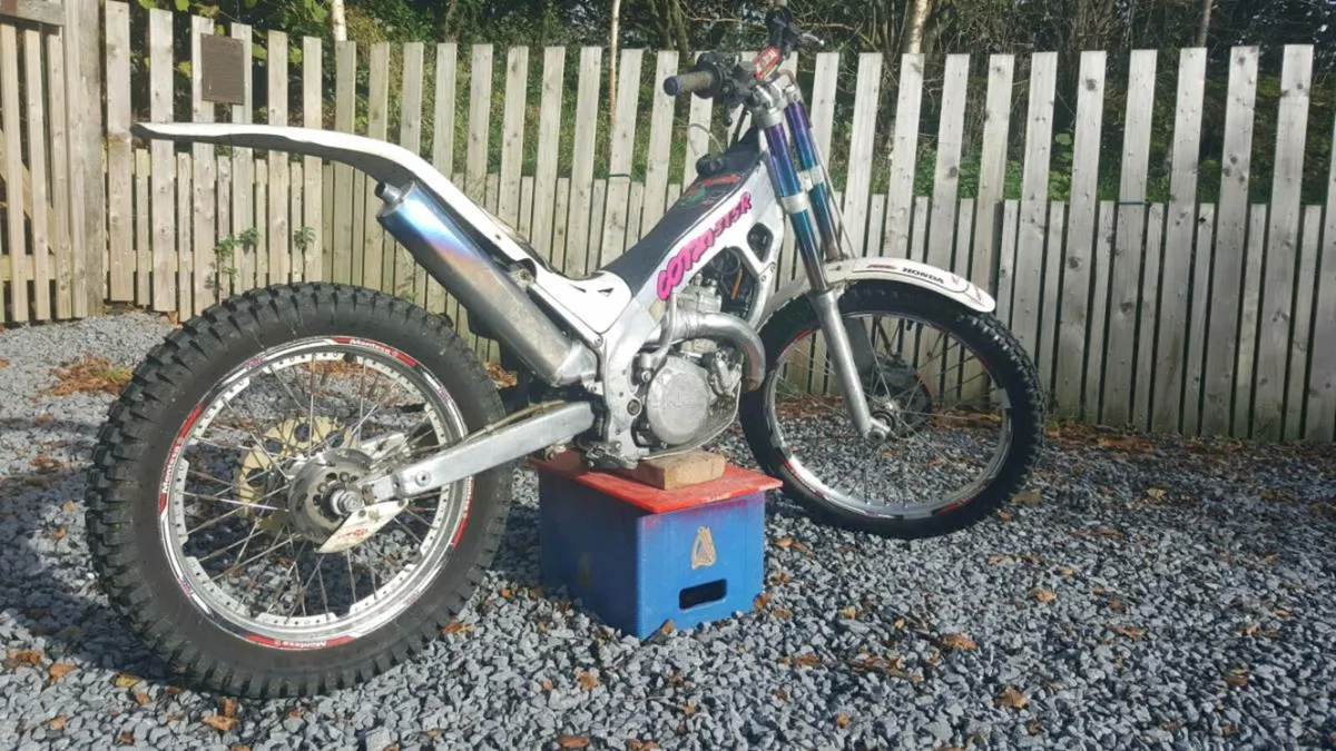 Honda Montesa Cota 315 R - Image 1