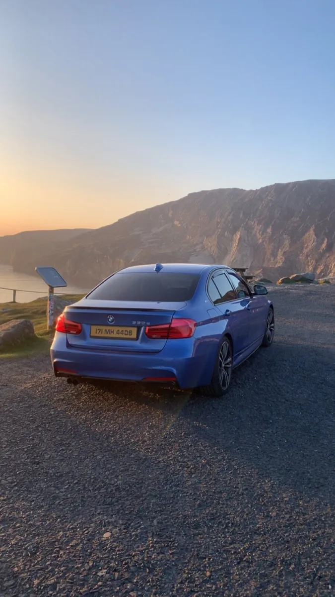 BMW 330e M Sport Auto 2017 - Image 4