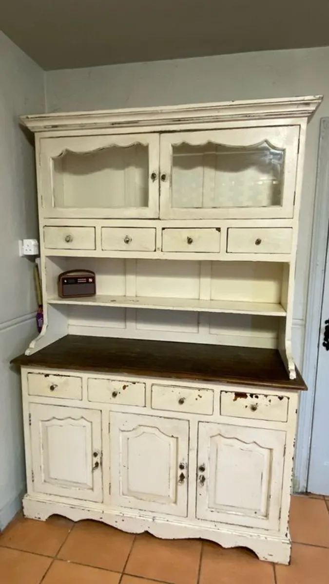 Antique furniture - Image 1