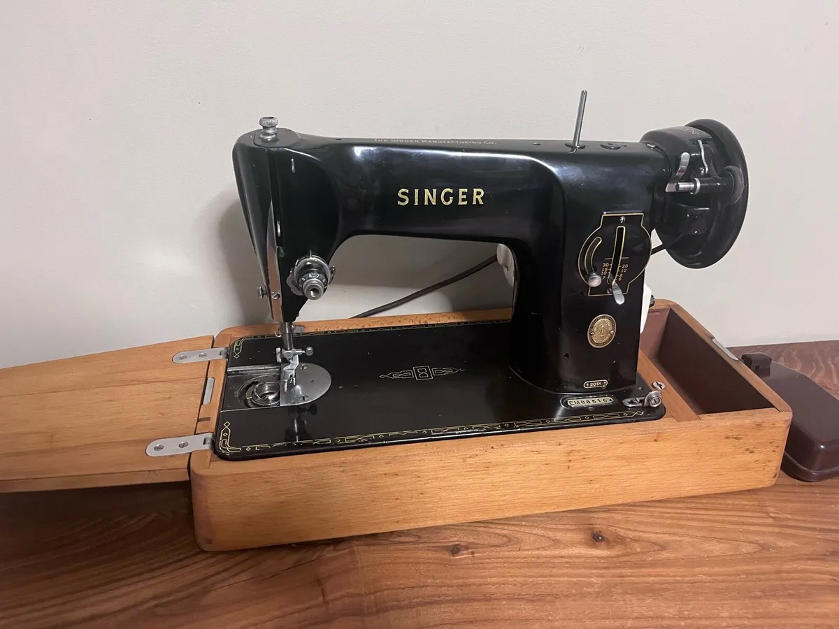 Singer 201k - Image 4