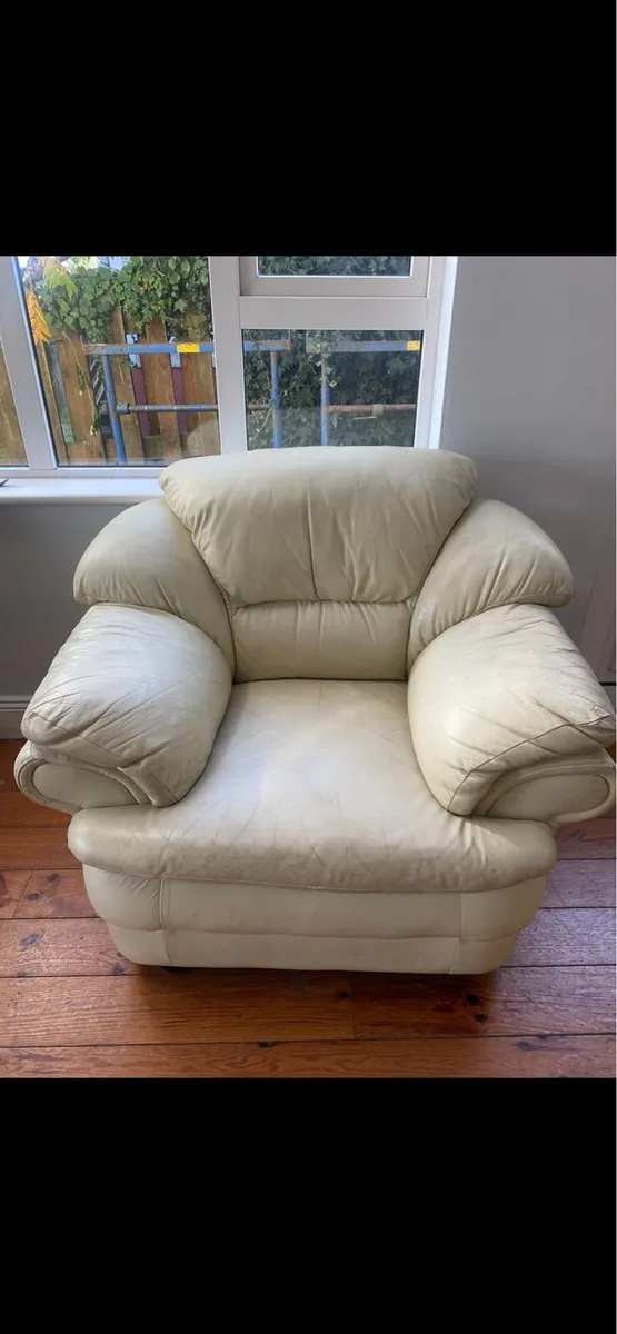 Cream leather sofa - Image 2