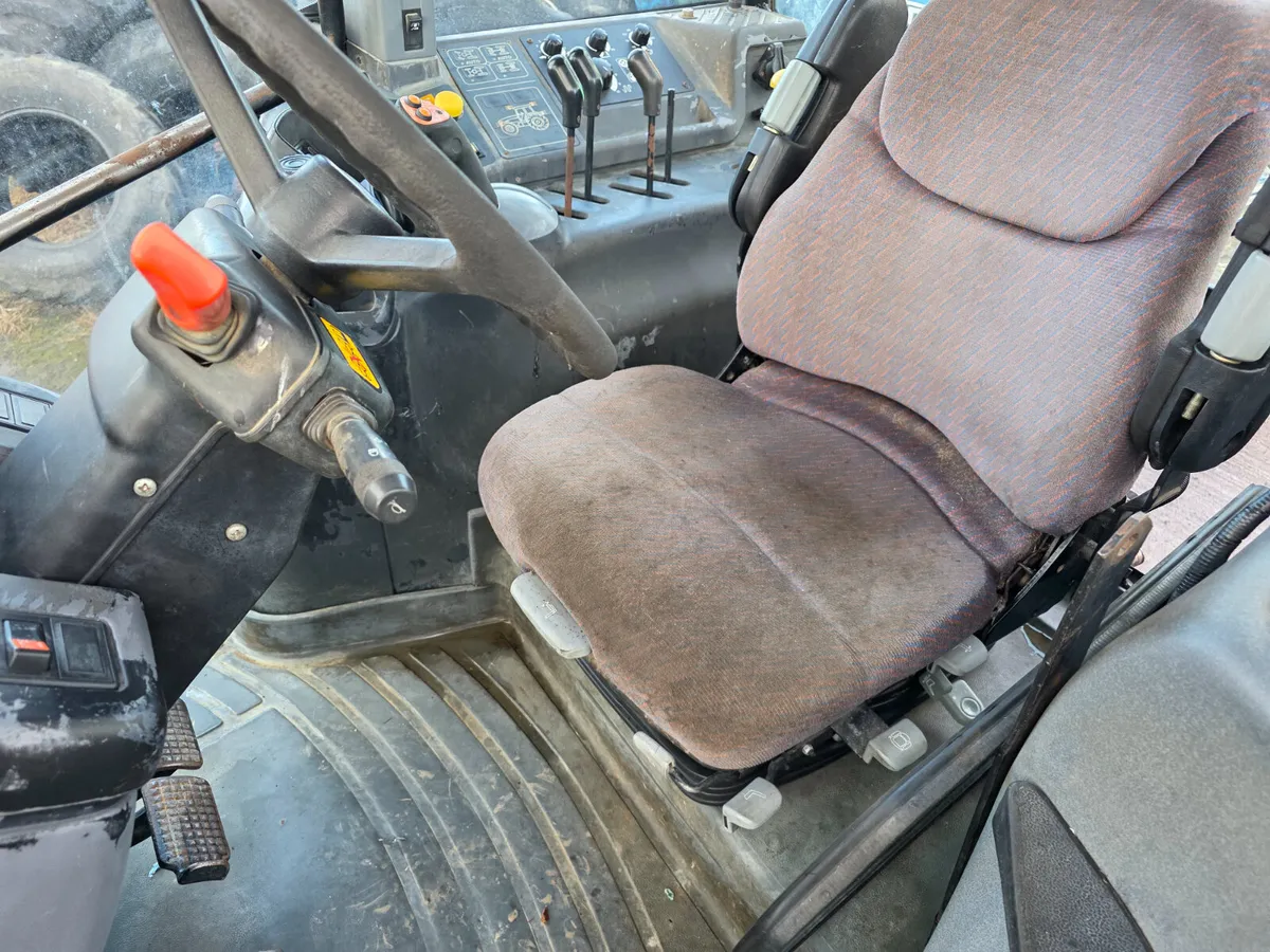 Newholland 135  no vat - Image 4