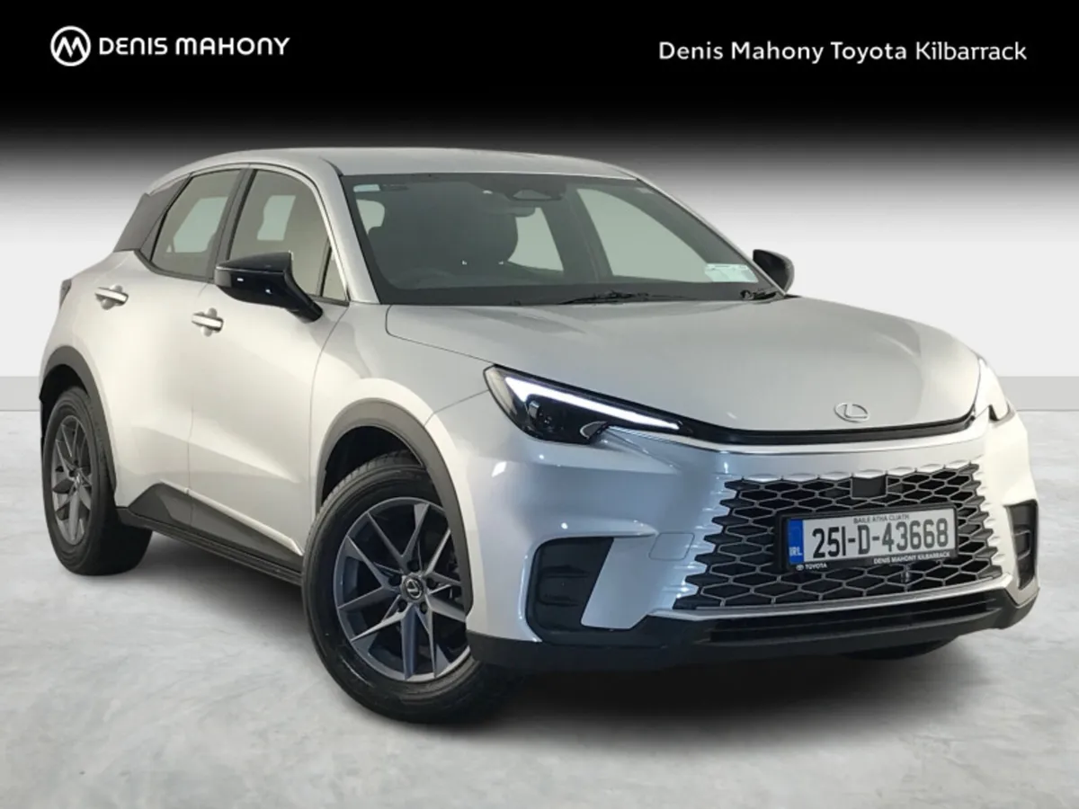 Lexus LBX LBX URBAN - Image 1