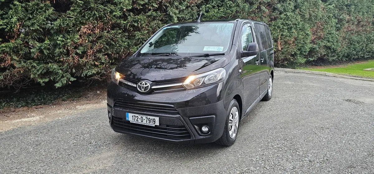 2017 Toyota Proace - Image 1