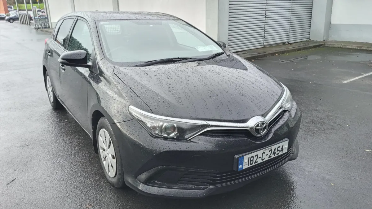TOYOTA AURIS / 2018 / 1.4 DIESEL / MANUAL - Image 3