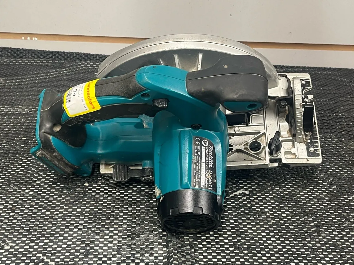 Makita DSS611 Cordless Circle Saw - Image 2