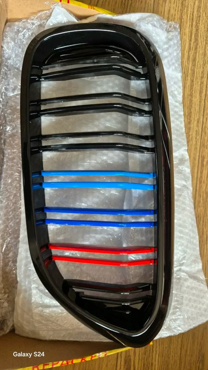 Bmw g30 5series Front grille - Image 2