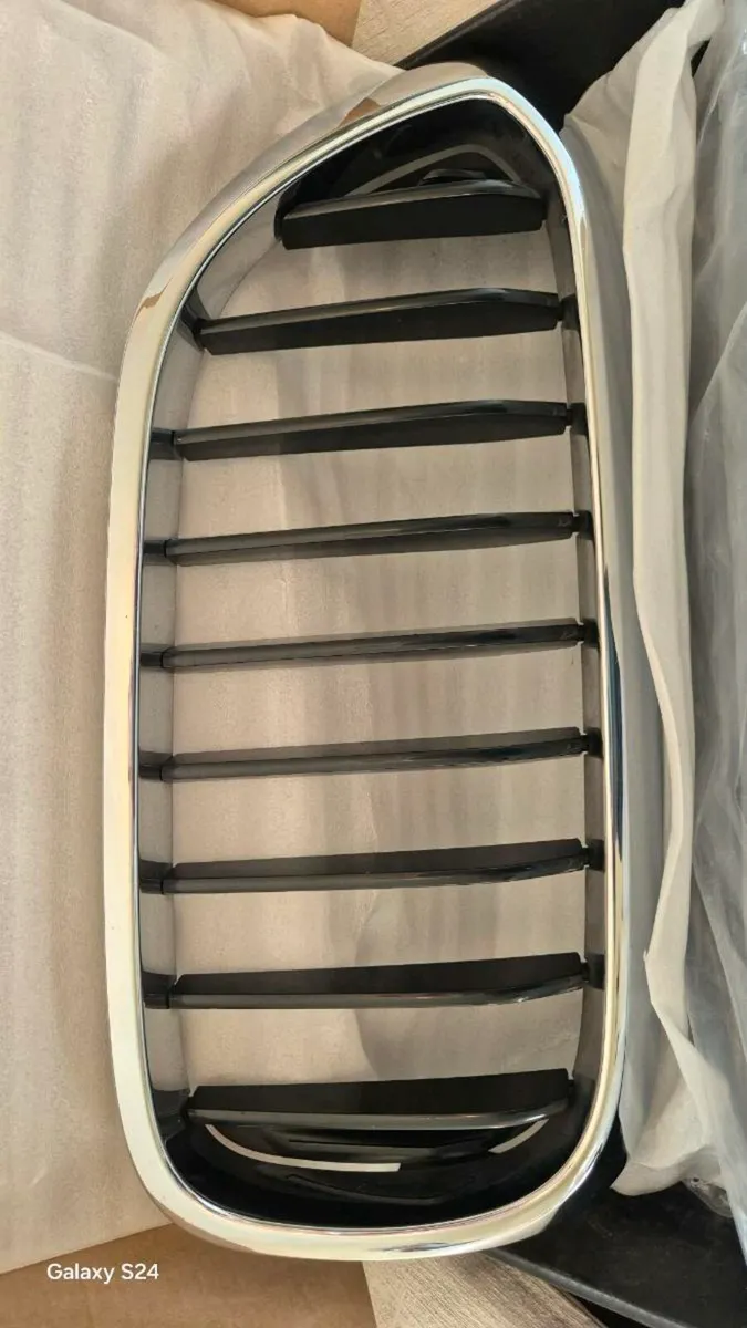 Bmw g30 5series Front grille - Image 4