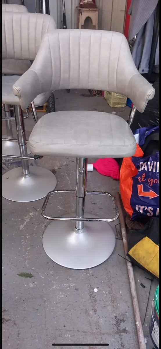 Counter stools - Image 1