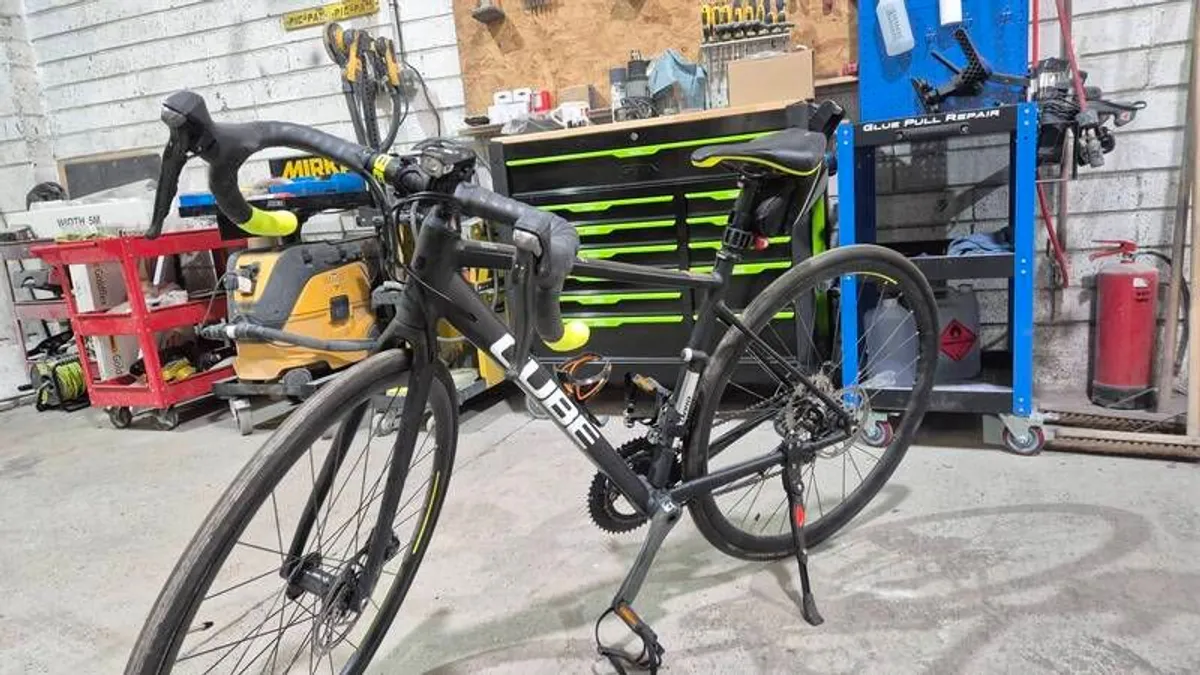 racing bike - Image 3