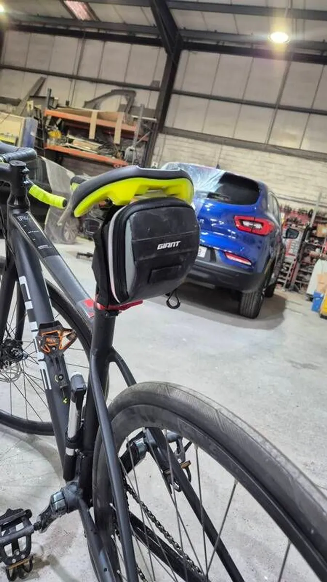 racing bike - Image 4