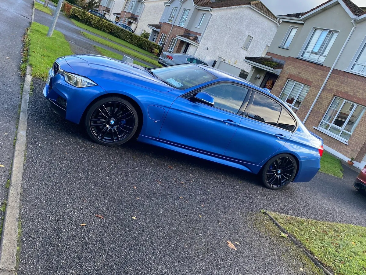 BMW 3 Series - Image 2