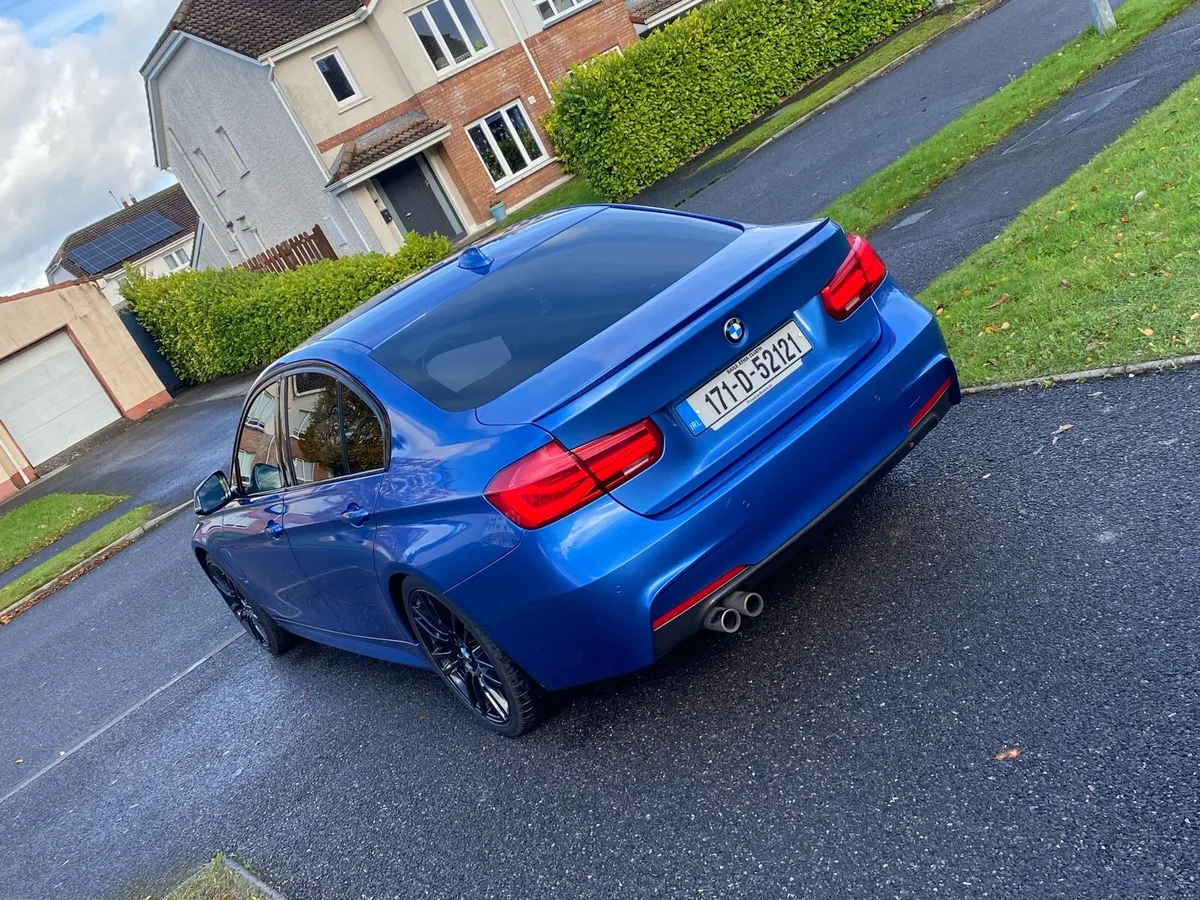 BMW 3 Series - Image 4