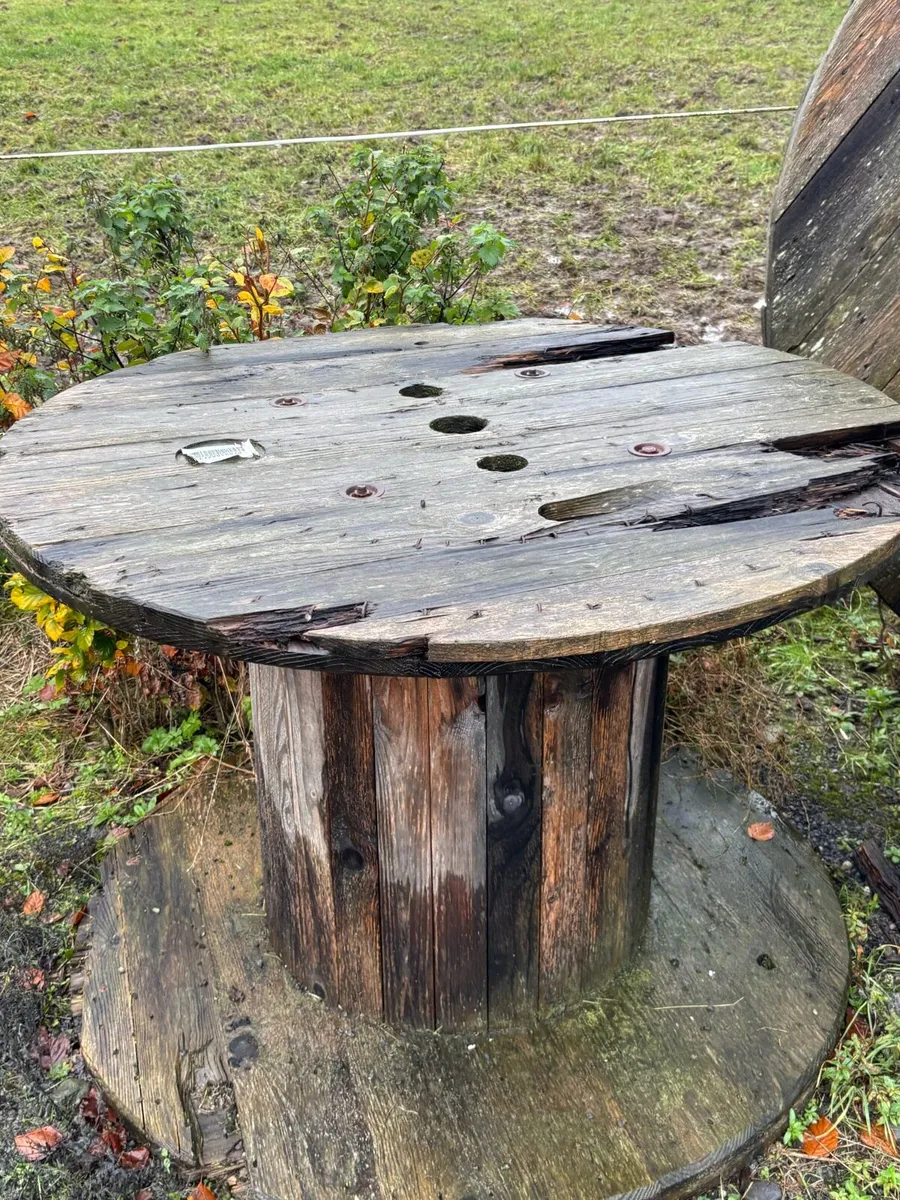 Timber reels free to good home - Image 2