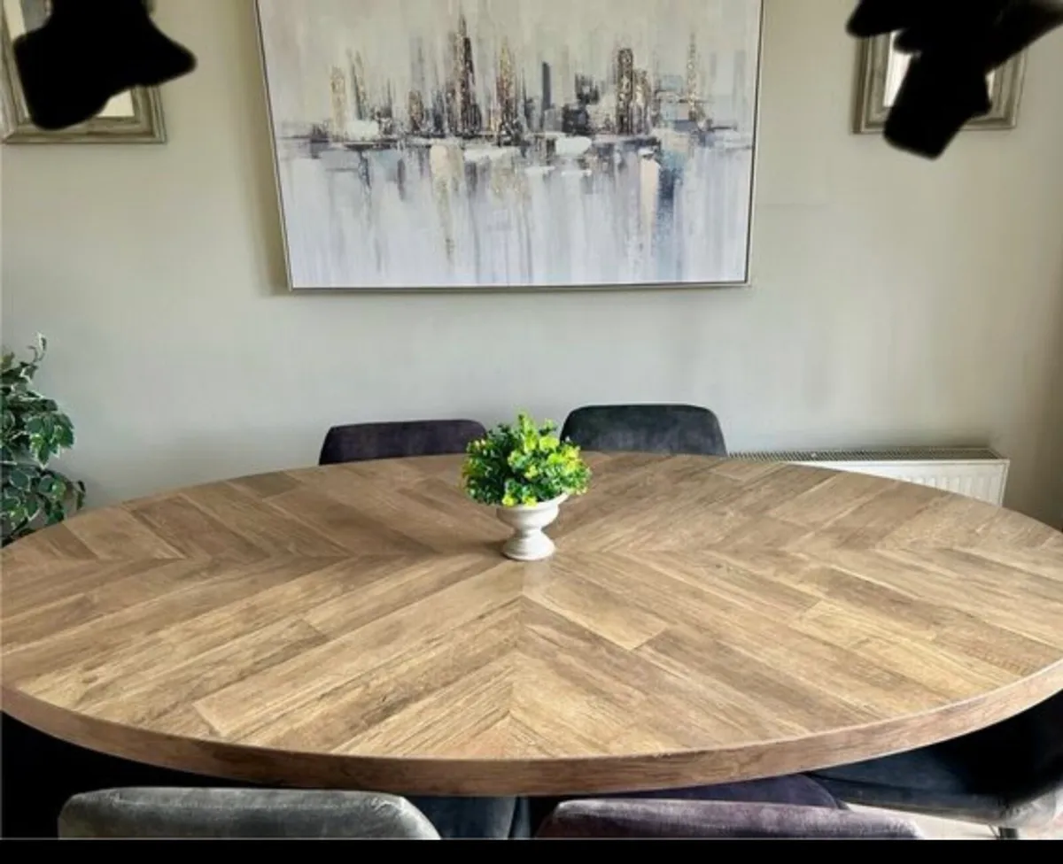 Dining table - Image 3