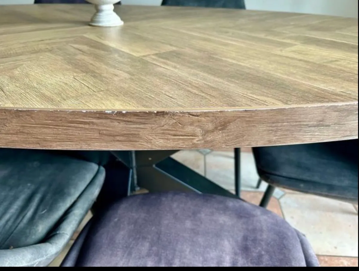 Dining table - Image 4