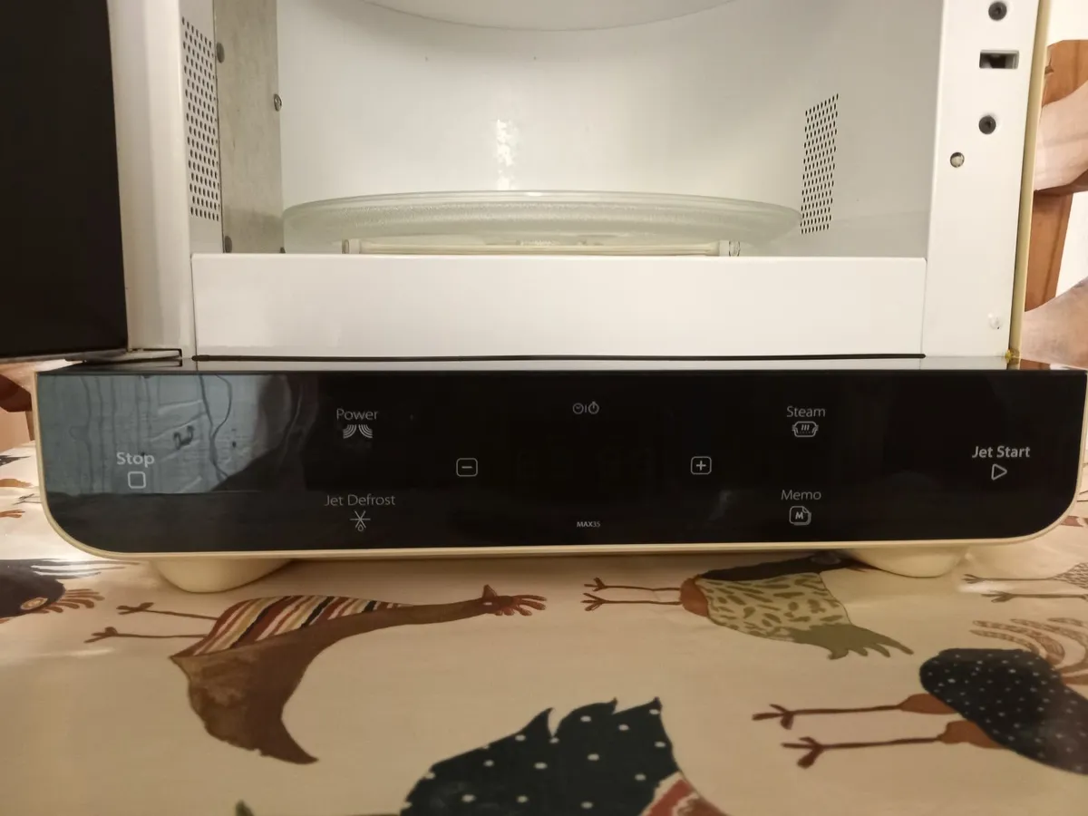 Microwave - Image 3