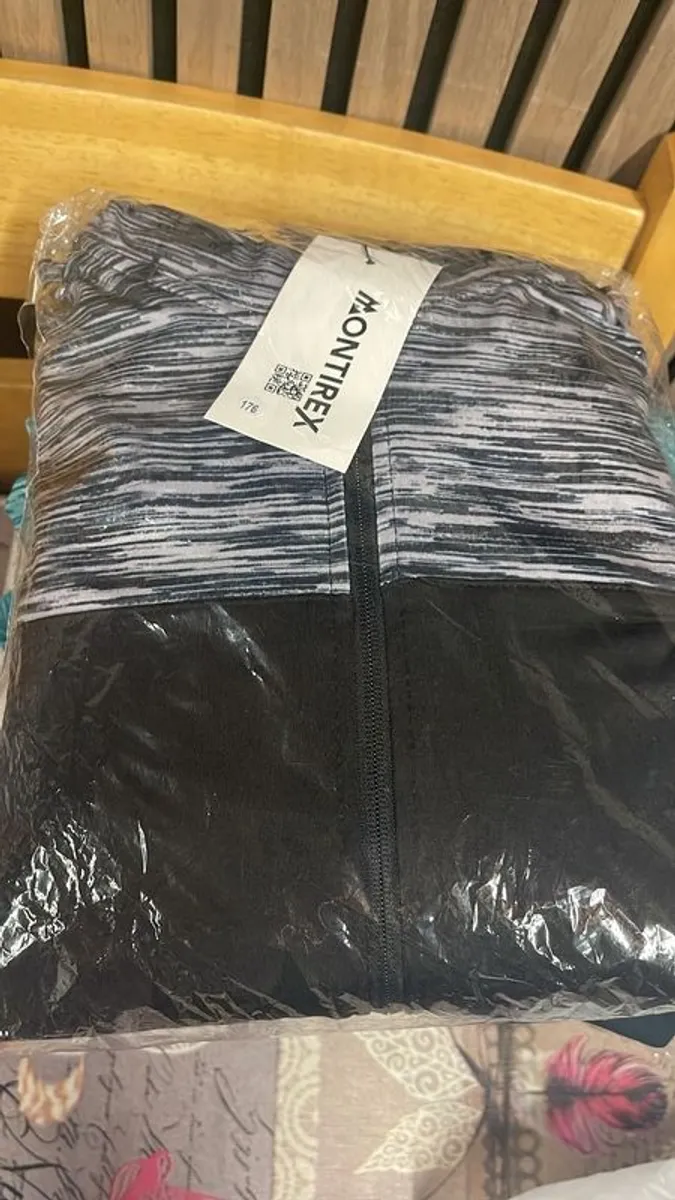 tracksuits - Image 1