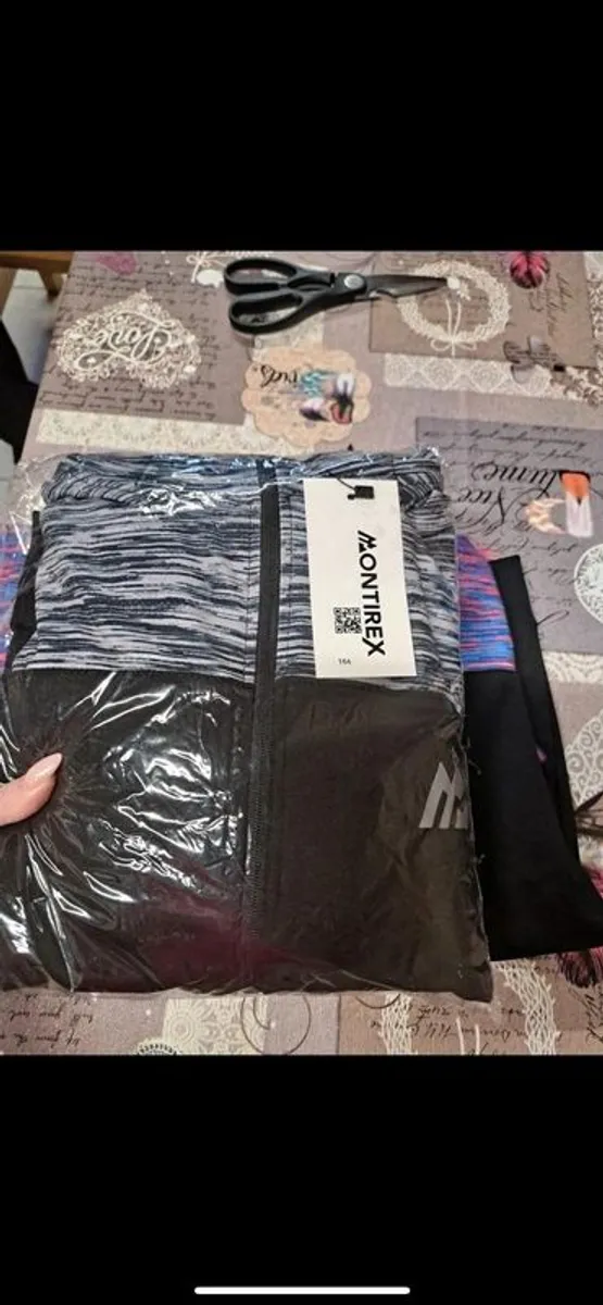 tracksuits - Image 4