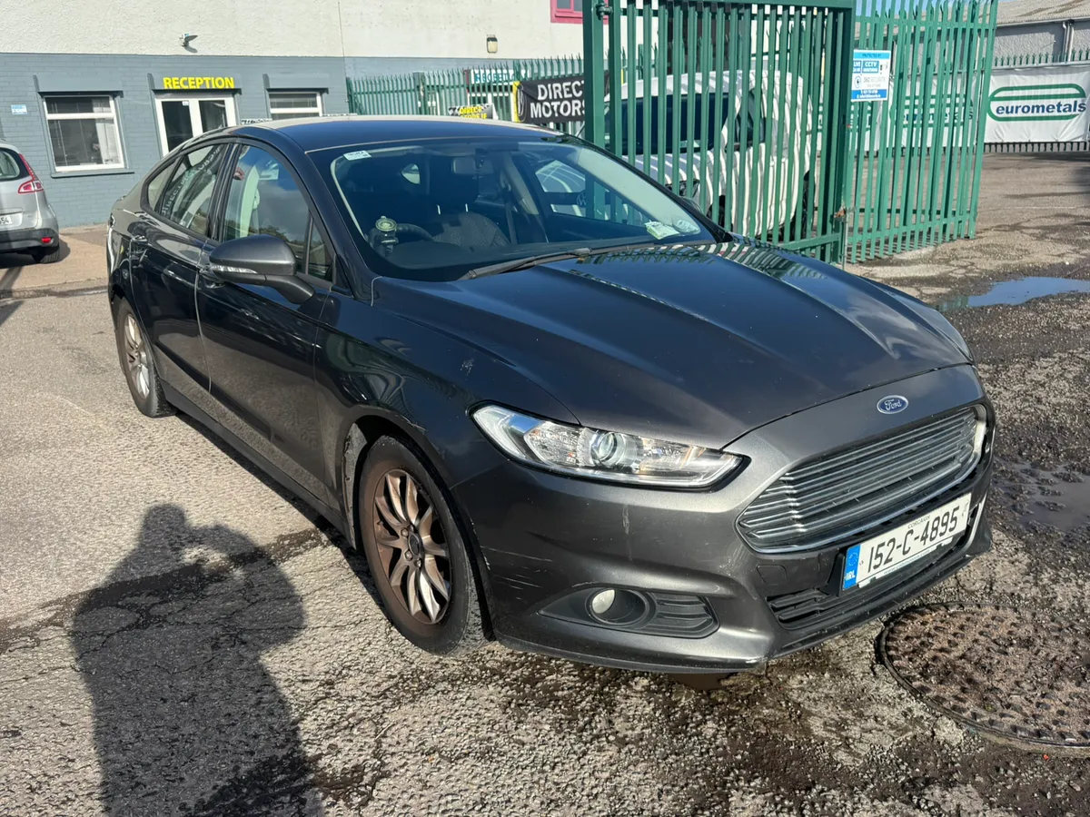 151 mondeo driving well needs body work - Image 1
