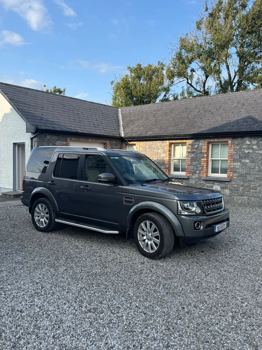 Land Rover Discovery 2015 - Image 2