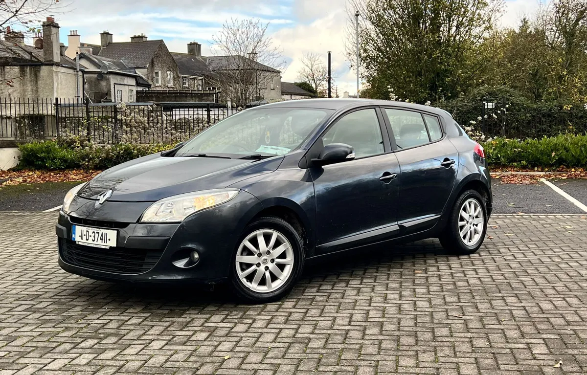 Renault Megane 2011 1.5 DCi new nct 12/26 tax - Image 2