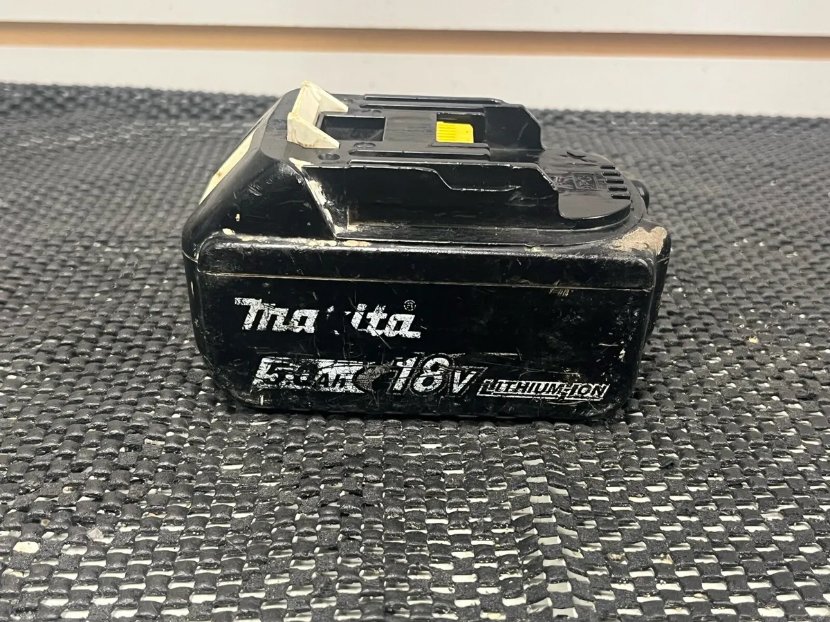 Makita 5Ah 18V Battery - Image 1