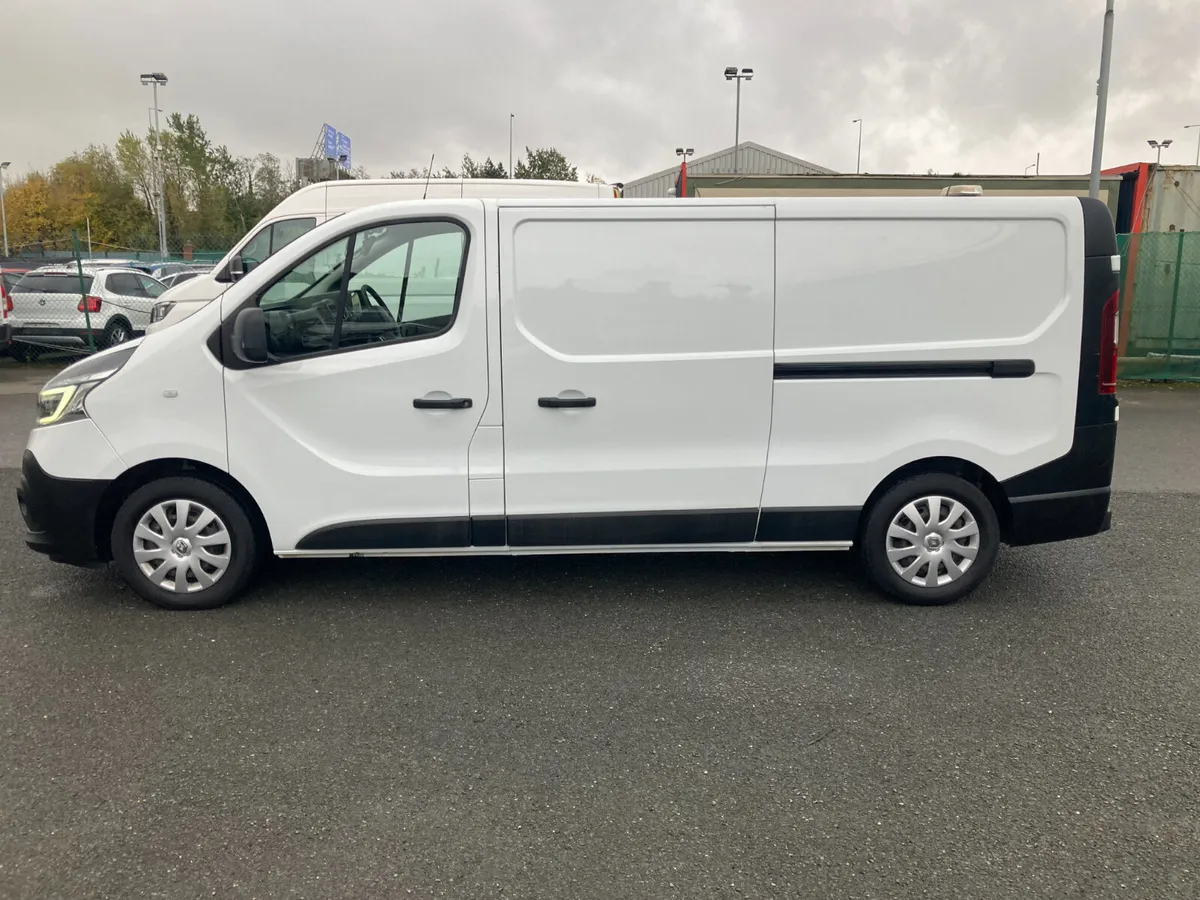 Renault Trafic 2021 - Image 4