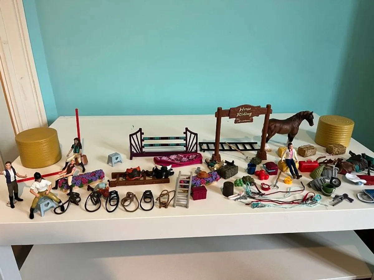 Schleich horse bundle- excellent condition and price - Image 3