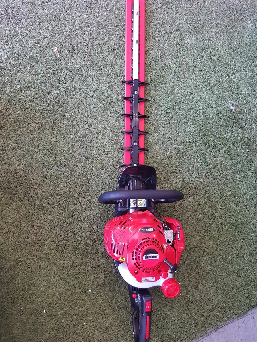 SHINDAIWA DH165ST PETROL HEDGETRIMMER - FOR SALE - Image 1