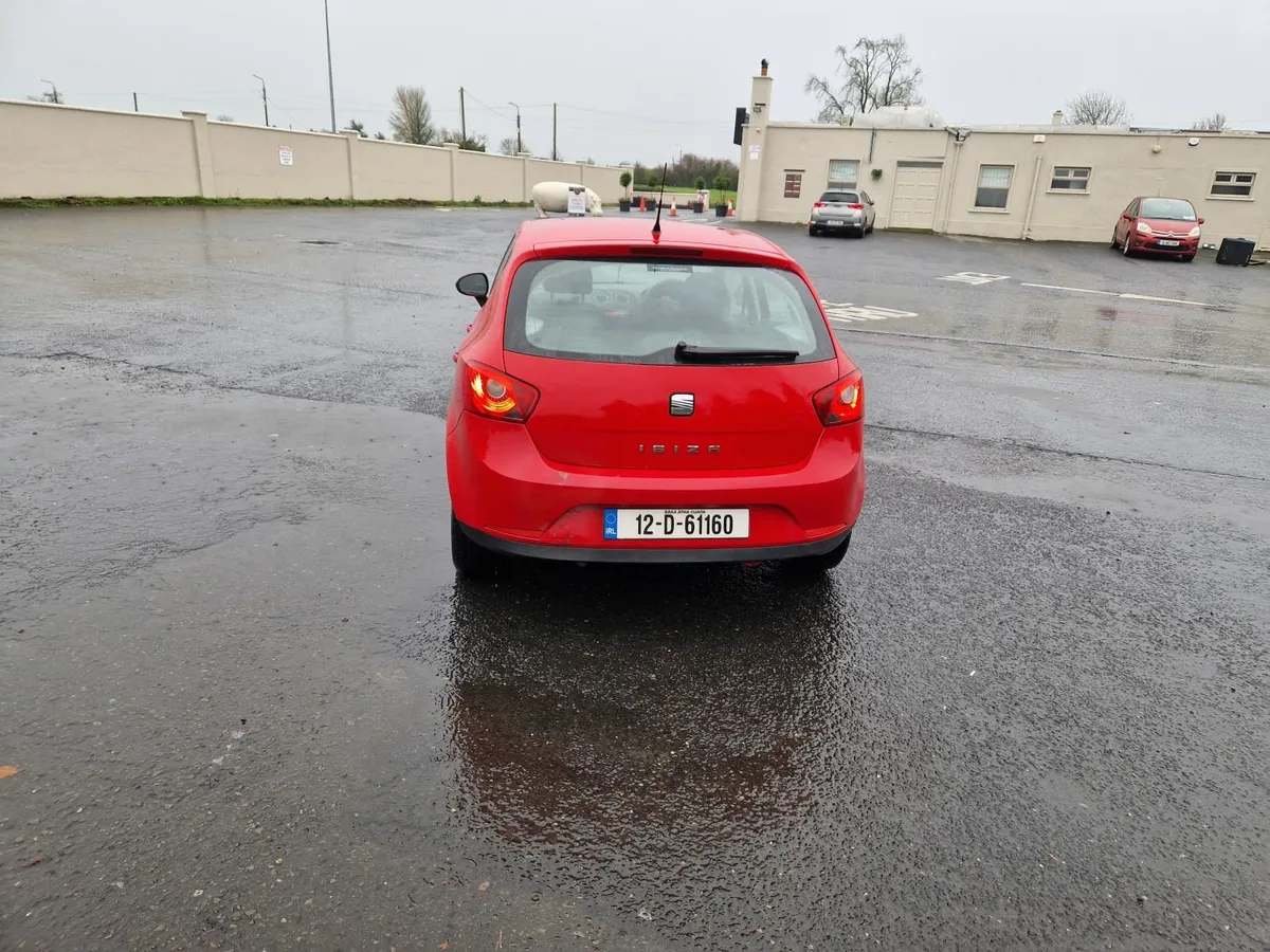 SEAT Ibiza 2012 - Image 2