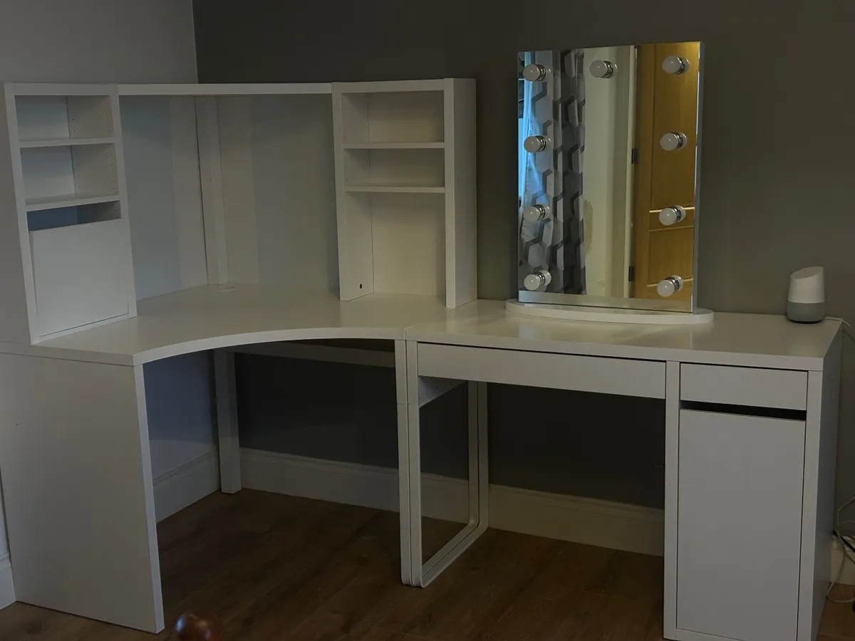 Vanity Desk and mirror - Image 1
