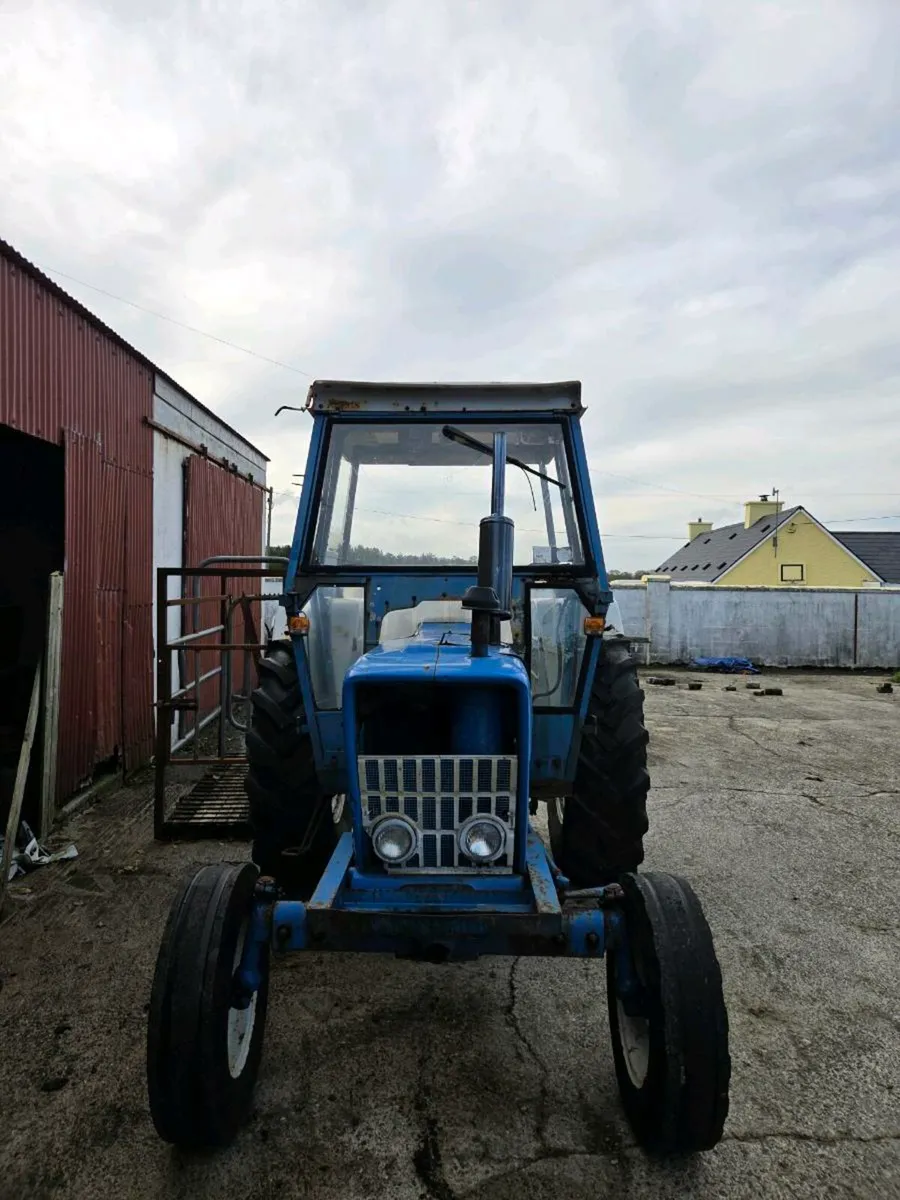 Ford 4000 Tractor for sale - Image 2