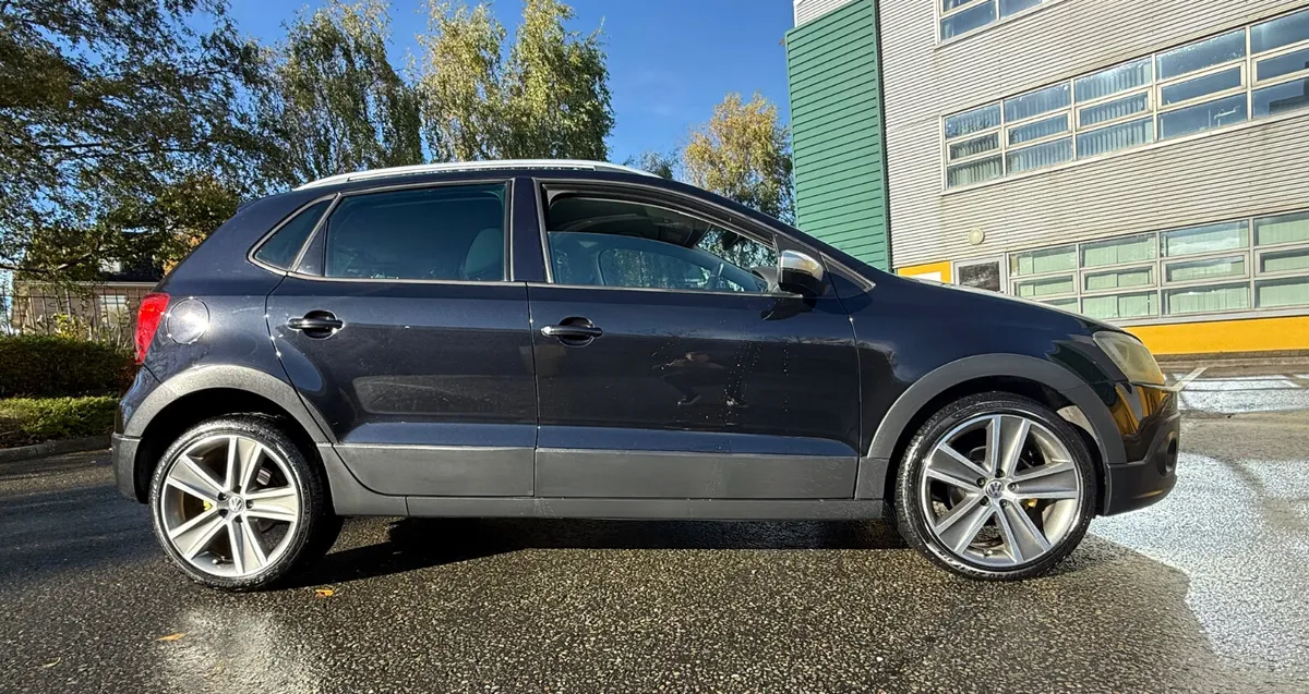 VW Polo Cross 1.2 TSI DSG High Spec - Image 3
