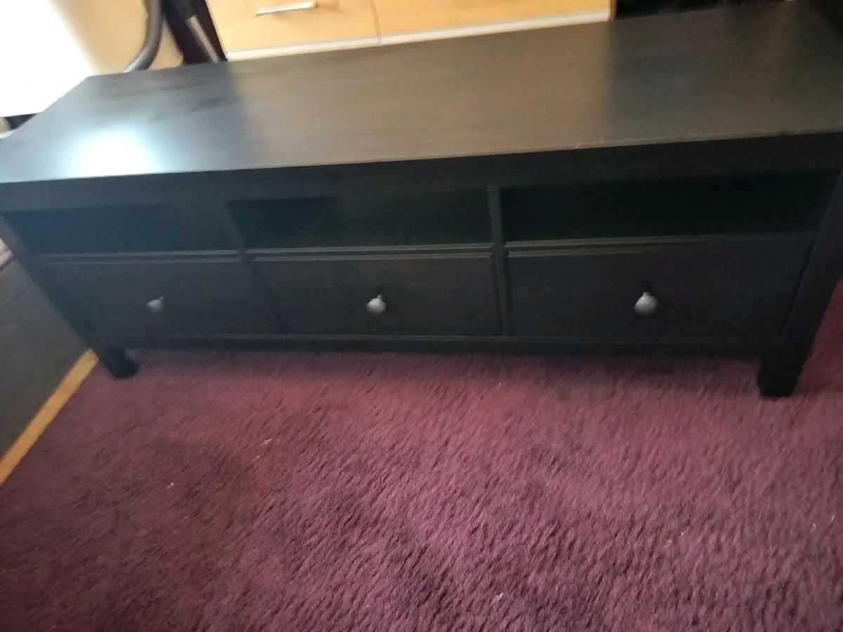 Tv bench Hemnes