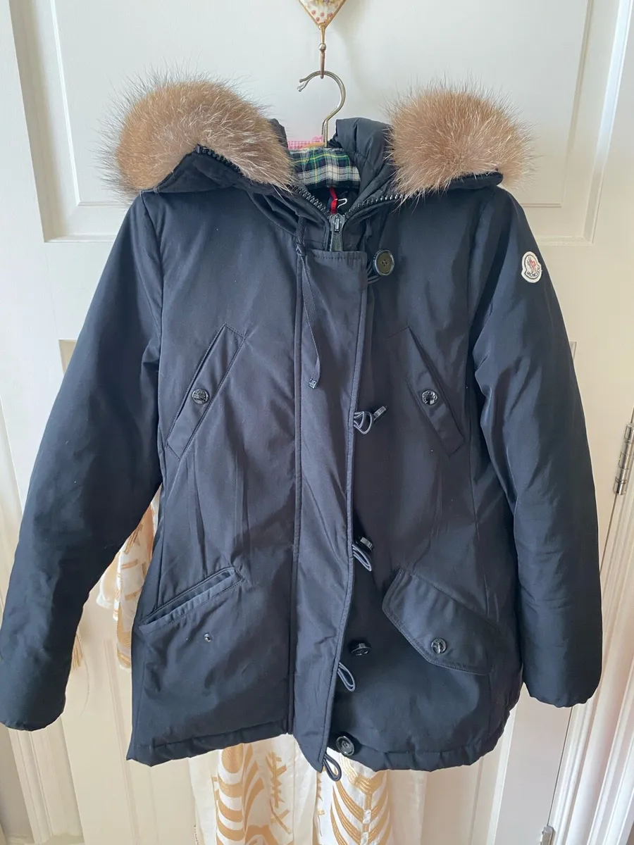 Moncler winter fur hood coat /jacket/parka - Image 2