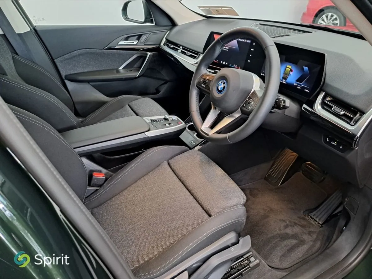 BMW iX1 Edrive20 Sport  call John 0861913954 - Image 4