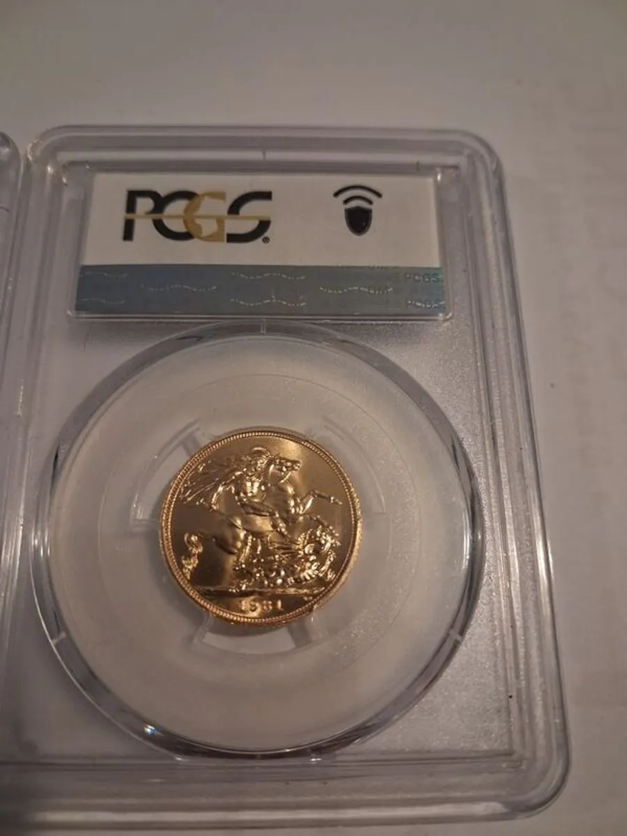 3 x full  gold sovereigns for sale - Image 4