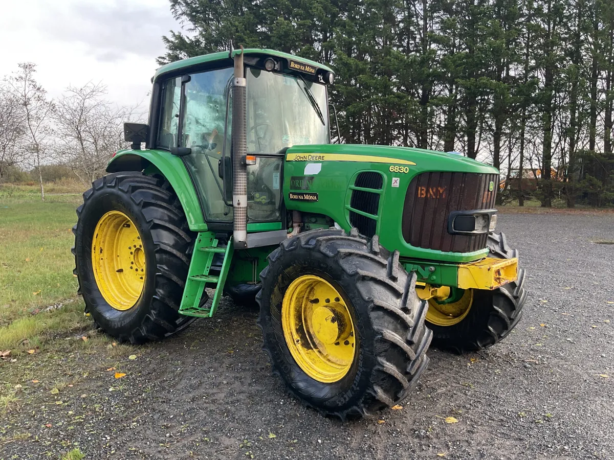 2011 John Deere 6830 4WD Tractor For Auction - Image 3