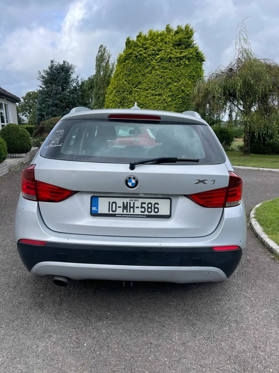 BMW X1 2010 - Image 2