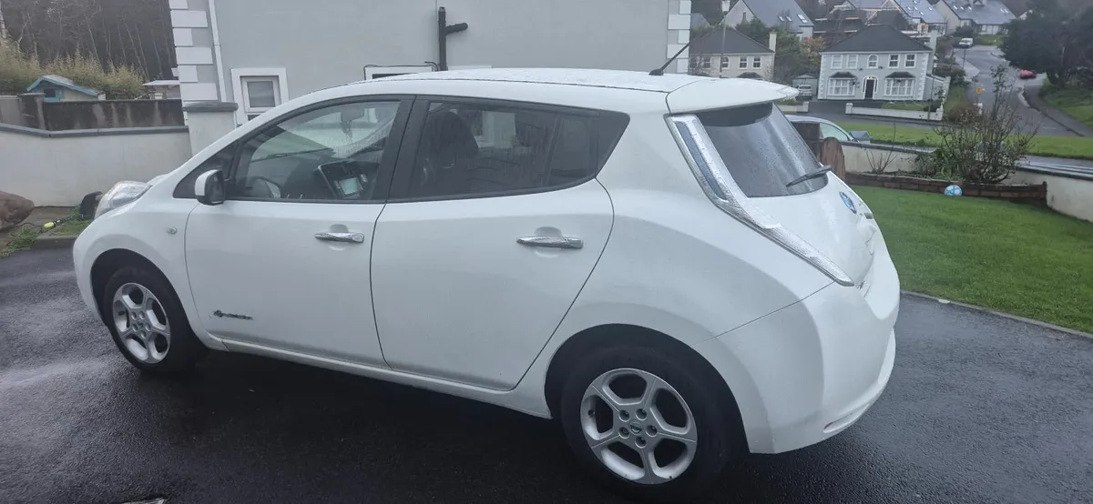 Nissan Leaf 2014 - Image 4