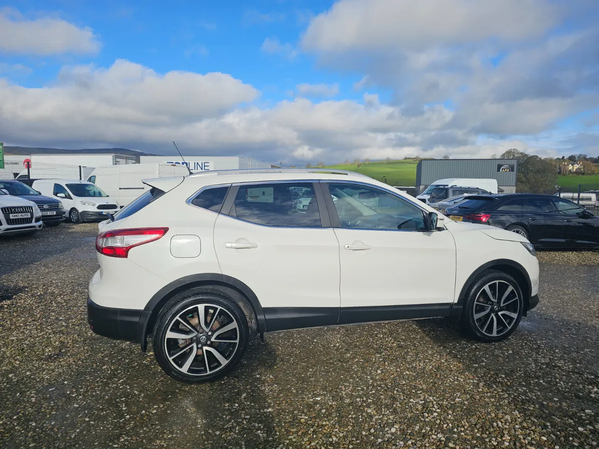 Nissan Qashqai 2015 - Image 4