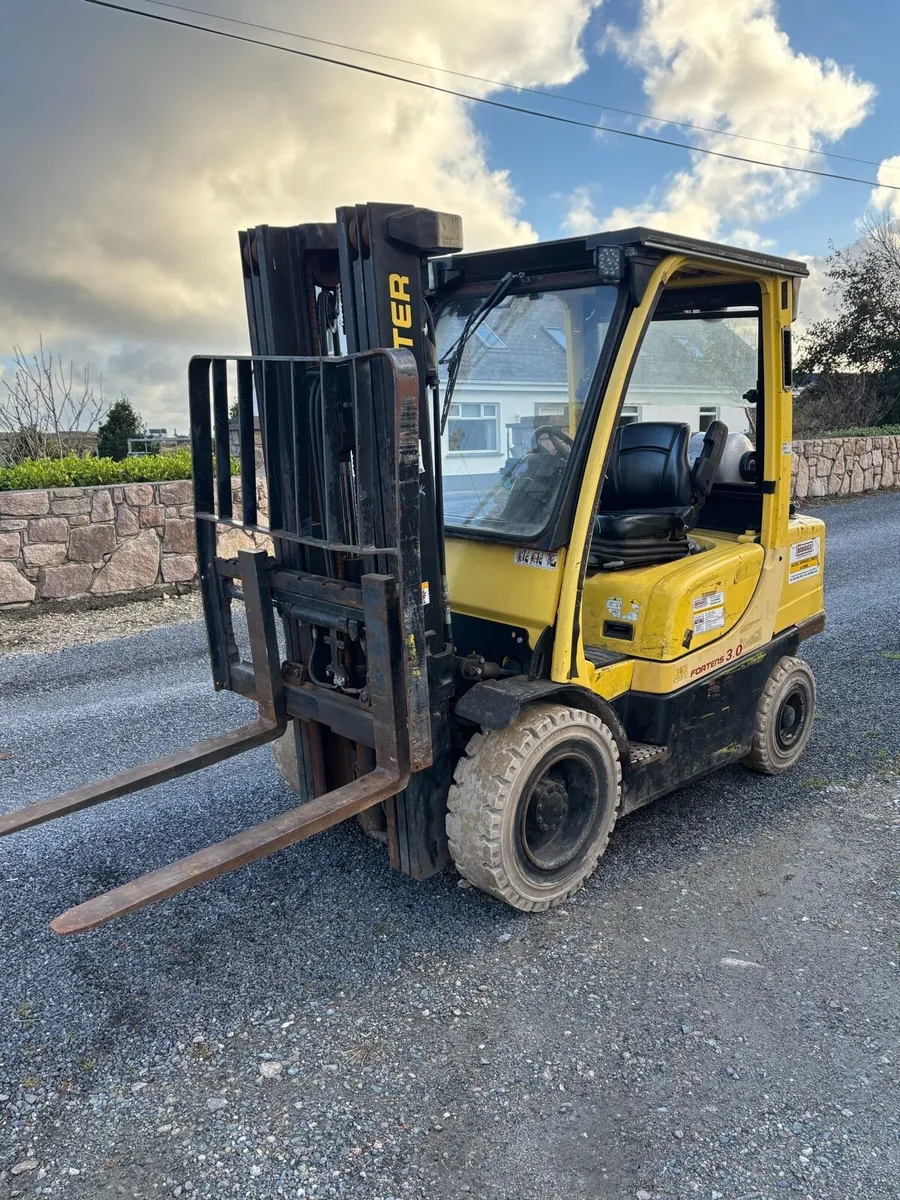 Hyster gas forklift - Image 1